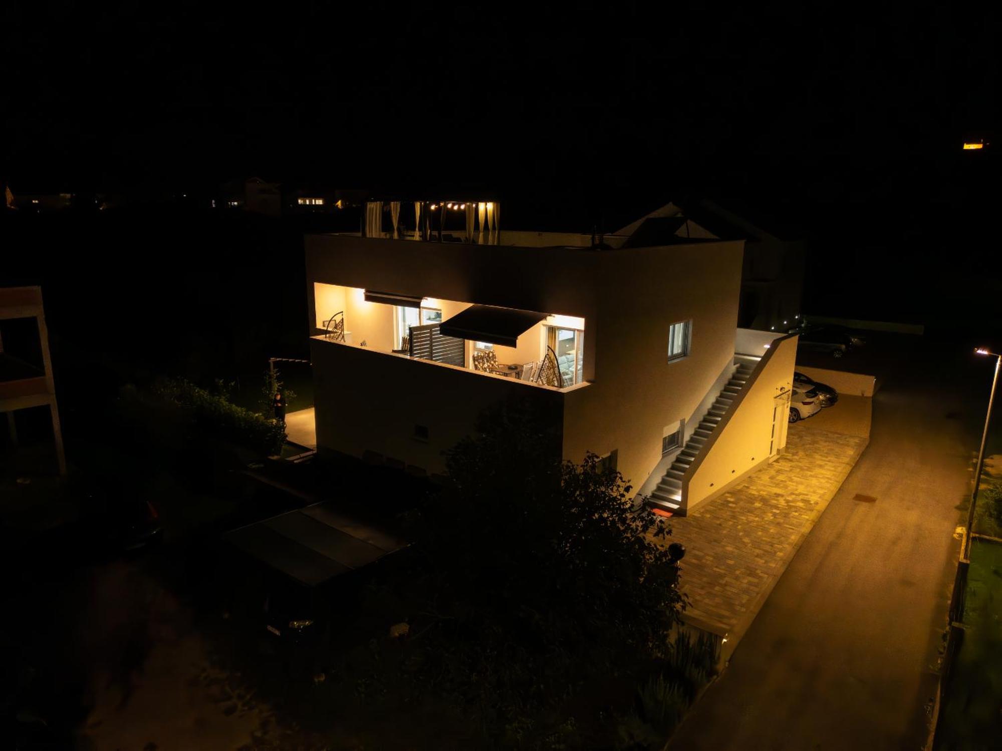 Apartmani Hiza I Vila 贝蒂纳 外观 照片