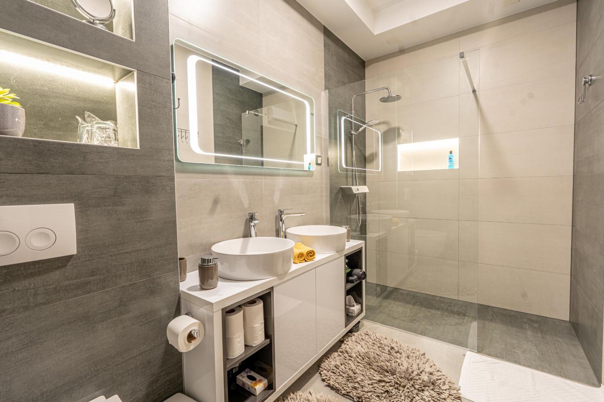 Apartmani Hiza I Vila 贝蒂纳 外观 照片