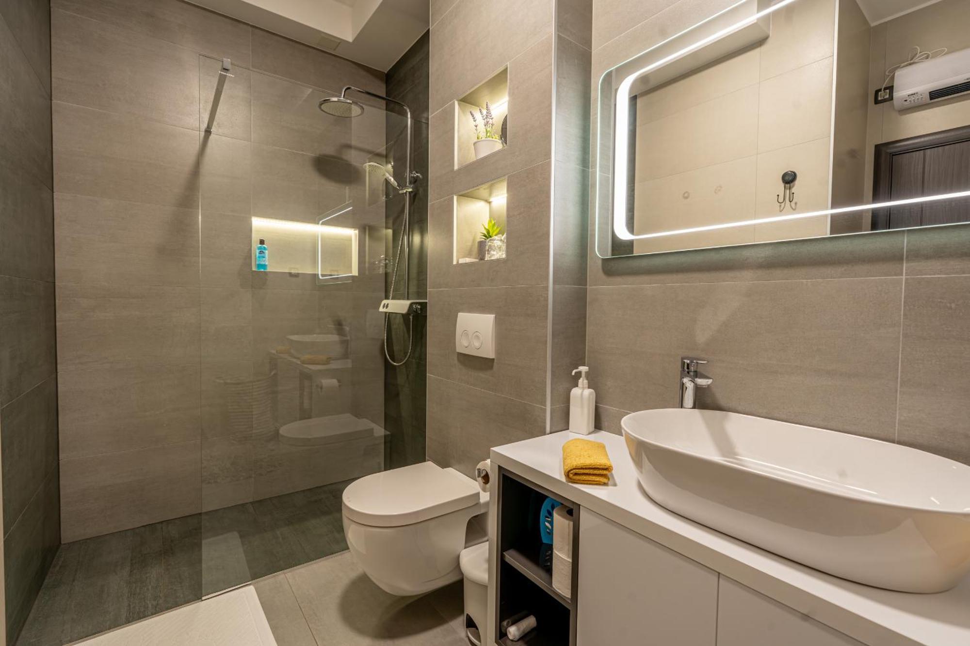 Apartmani Hiza I Vila 贝蒂纳 外观 照片